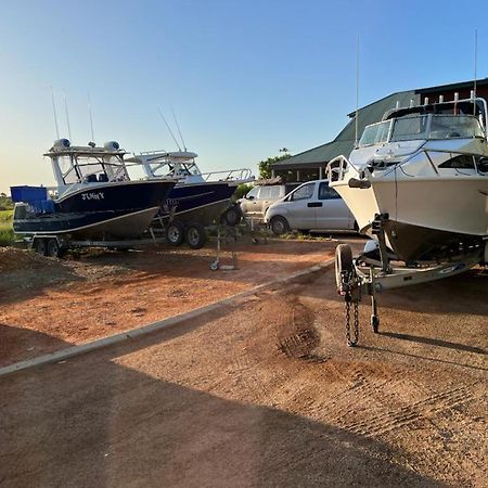 The Ningaloo Breeze Villa 5 Exmouth Exterior foto